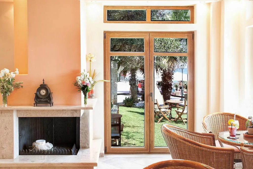 Hotel Paralio Possidi 3*,